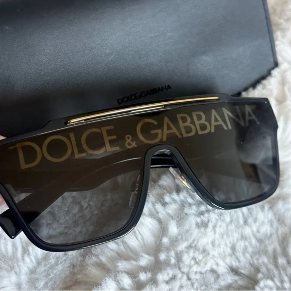 Dolce & Gabbana Black Sunglasses - Picture 3 of 8